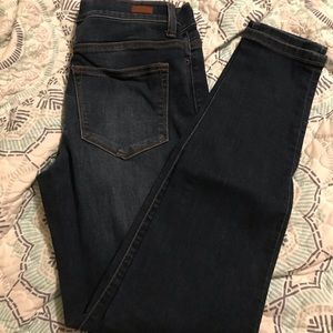 Sneak a peek New without Tags Skinny Jeans